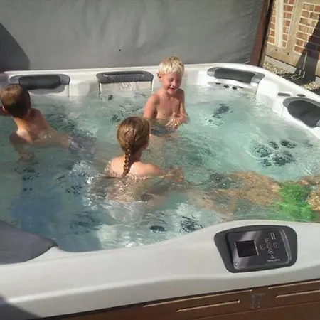 Ostsee-wellnesslandhaus Mit Sauna, Jacuzzi, Innenwhirlpool Prázdninový dům